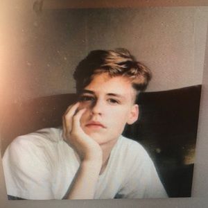 Meet your Posher, Inez